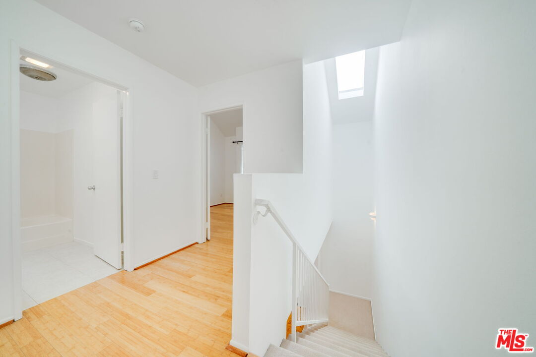 2453 Chelsea Pl Unit: 3