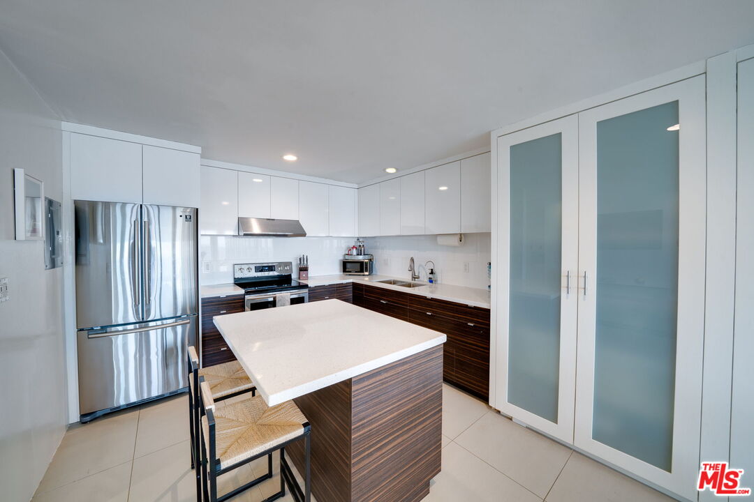 18203 Coastline Dr Unit: 14
