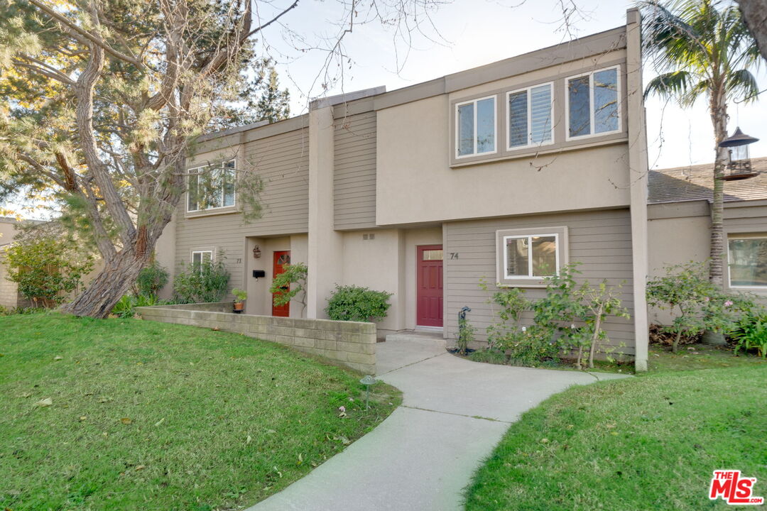 74 Village Parkway Pkwy
