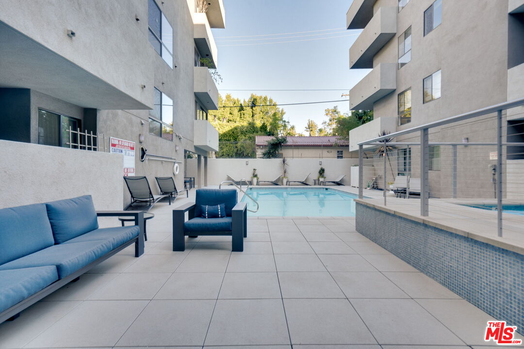12115 San Vicente Blvd Unit: 303