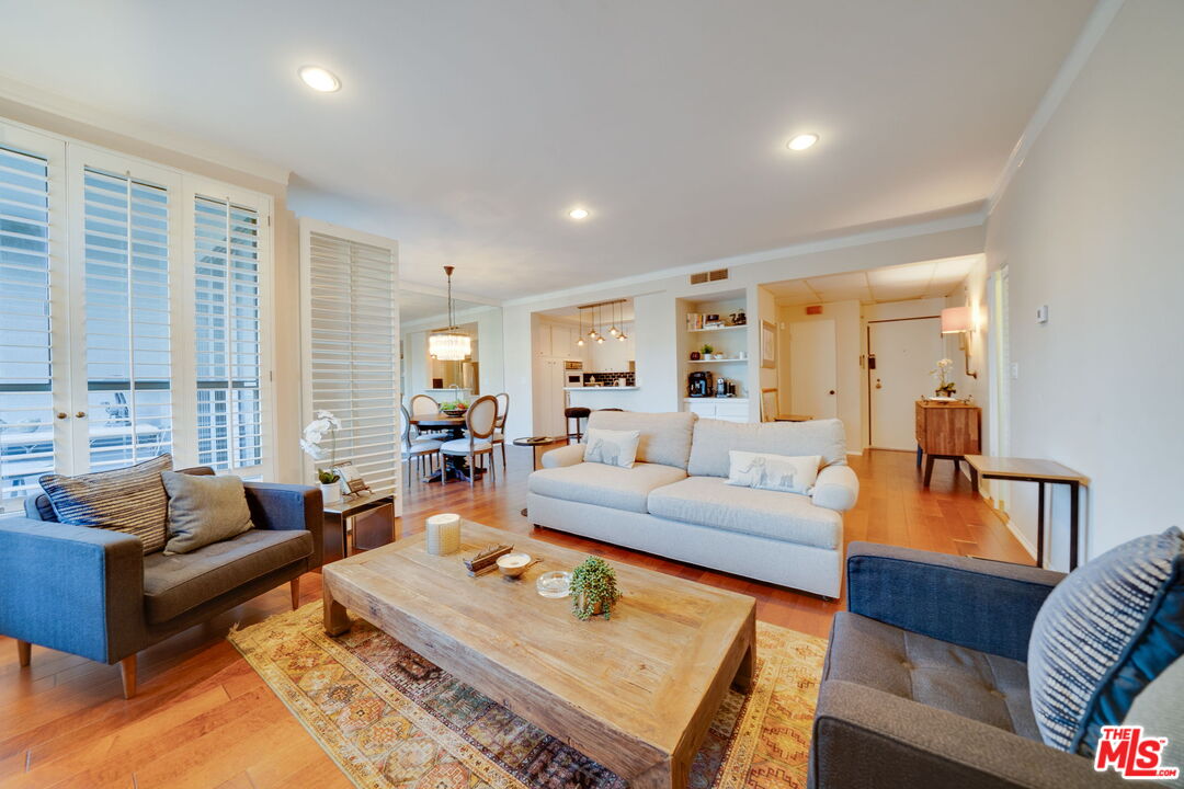 12115 San Vicente Blvd Unit: 303