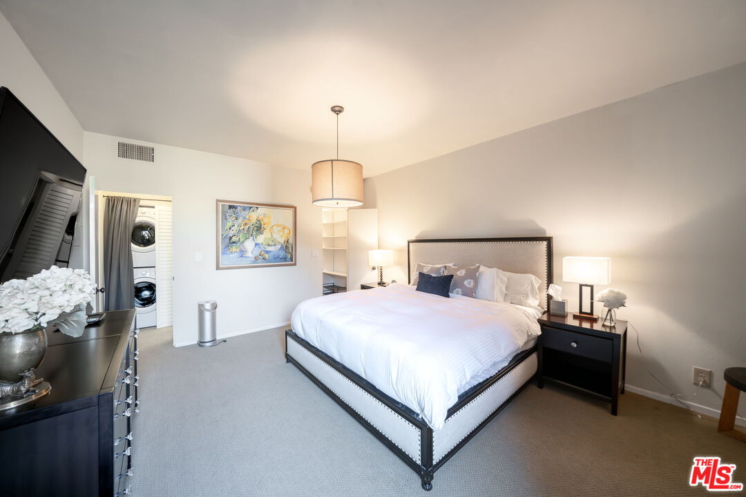 12115 San Vicente Blvd Unit: 303
