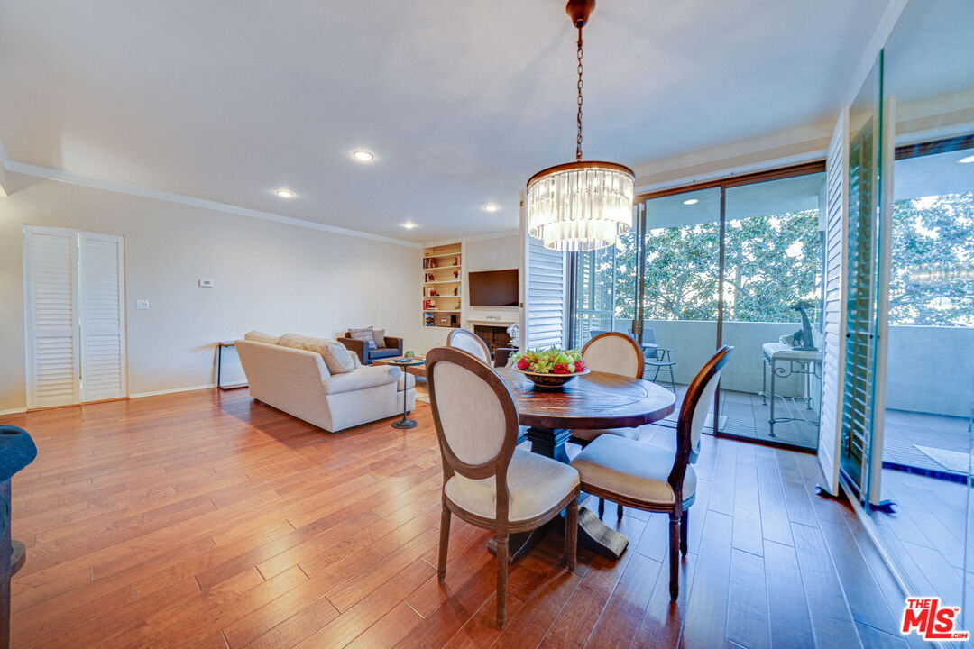 12115 San Vicente Blvd Unit: 303