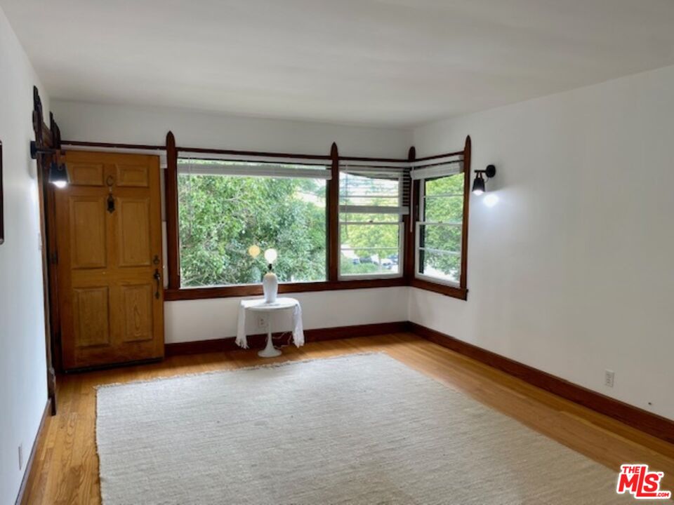 902 California Ave Unit: C