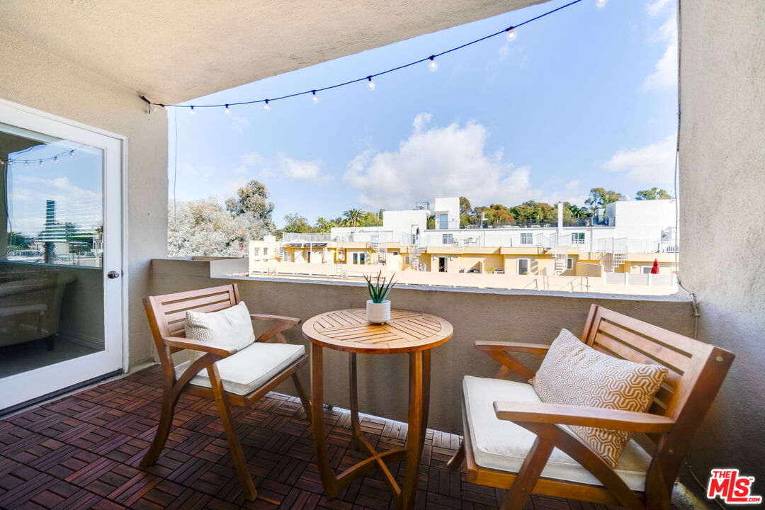 11646 Chenault St Unit: 28