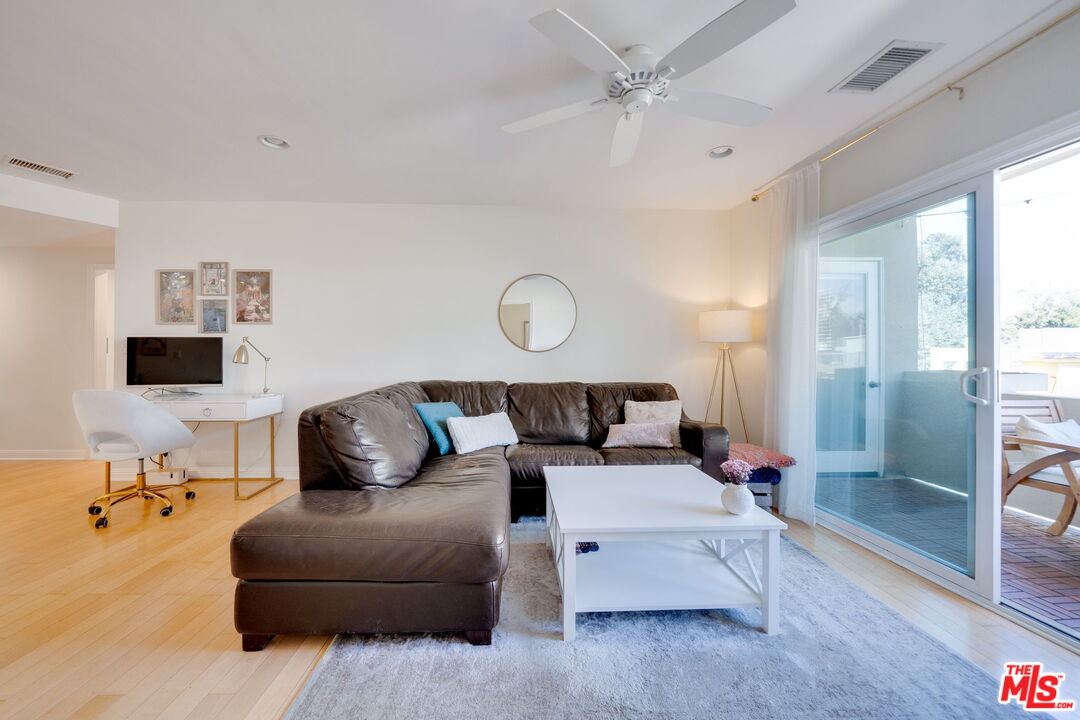 11646 Chenault St Unit: 28