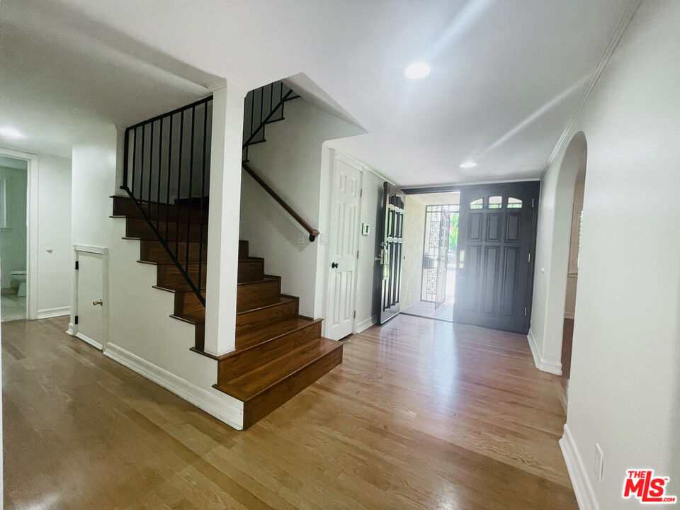 406 Alta Ave