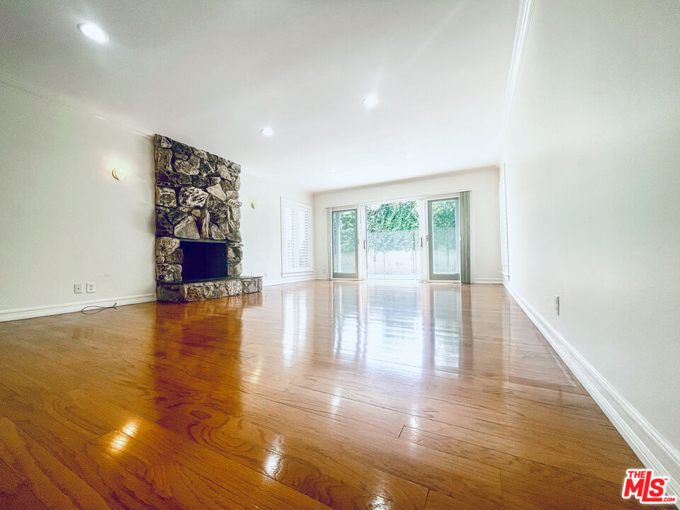 406 Alta Ave