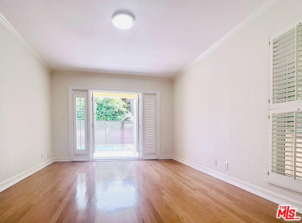 406 Alta Ave