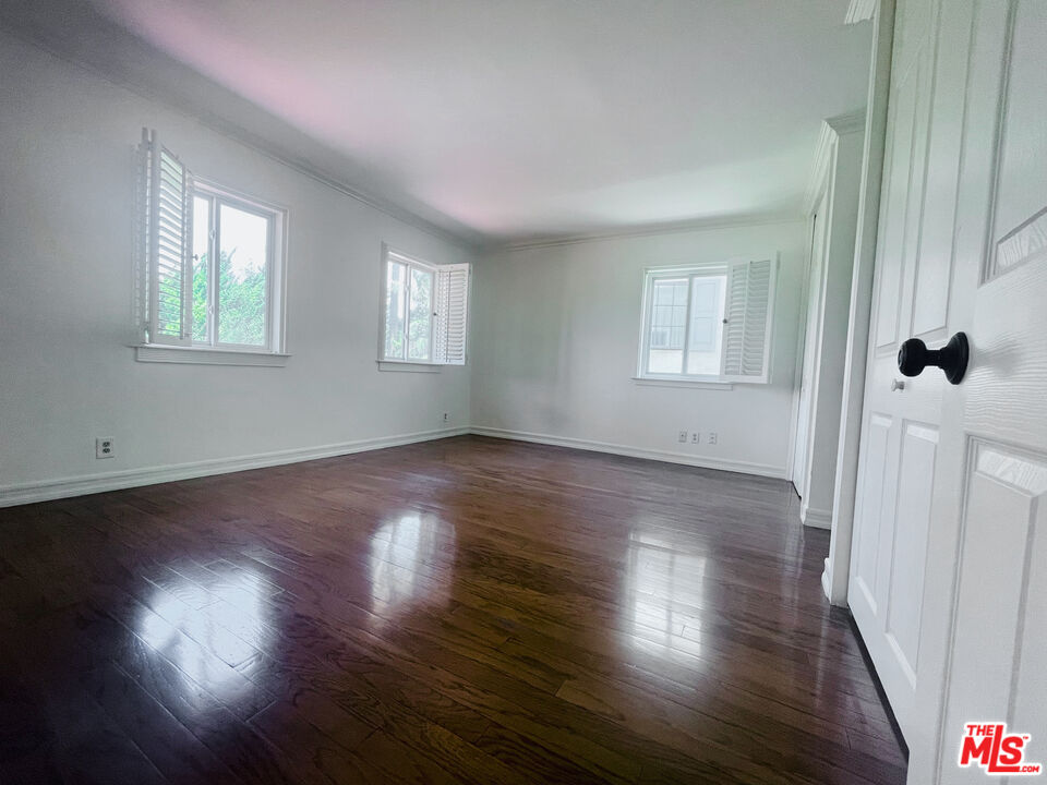 406 Alta Ave
