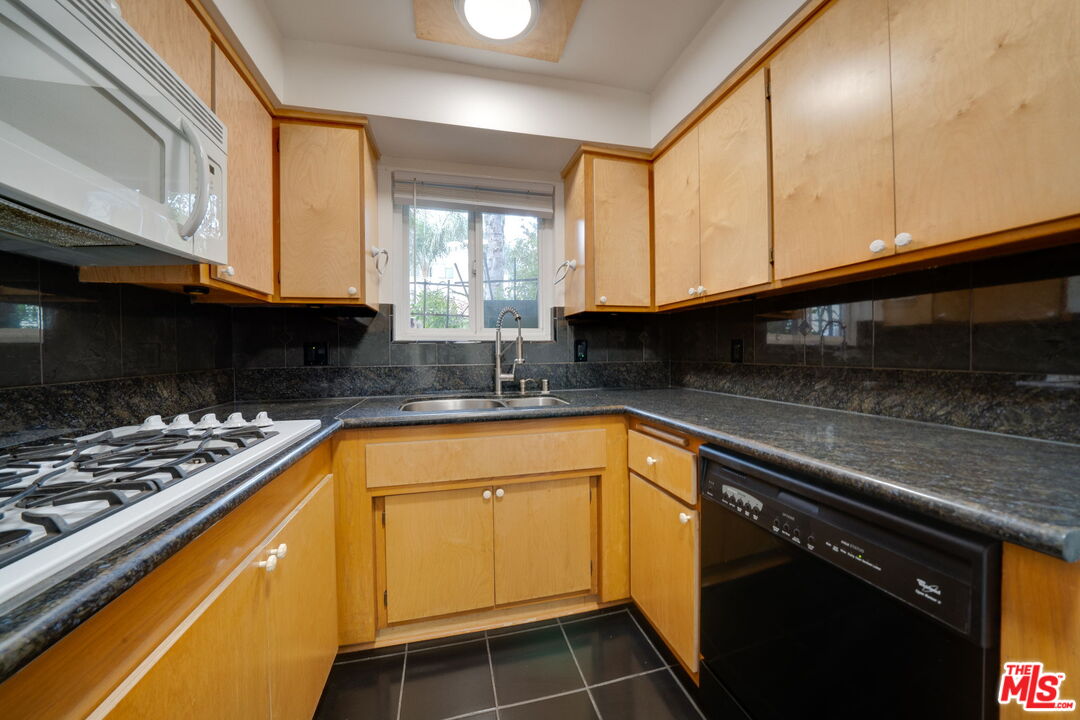 1131 14th St Unit: 3