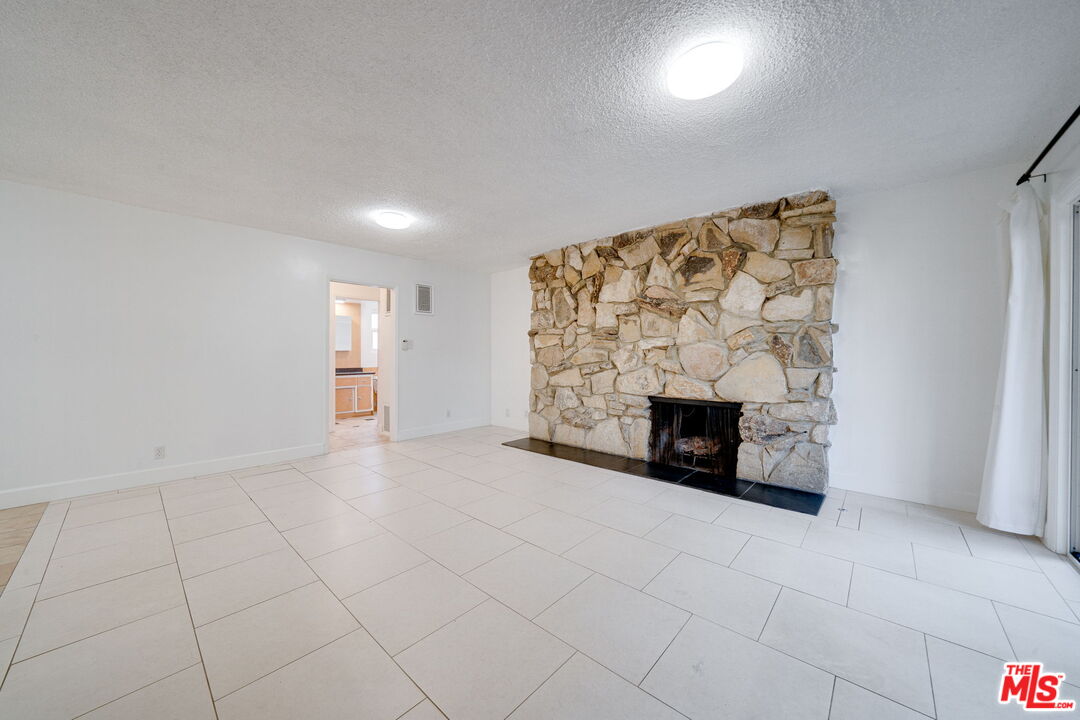 1131 14th St Unit: 3