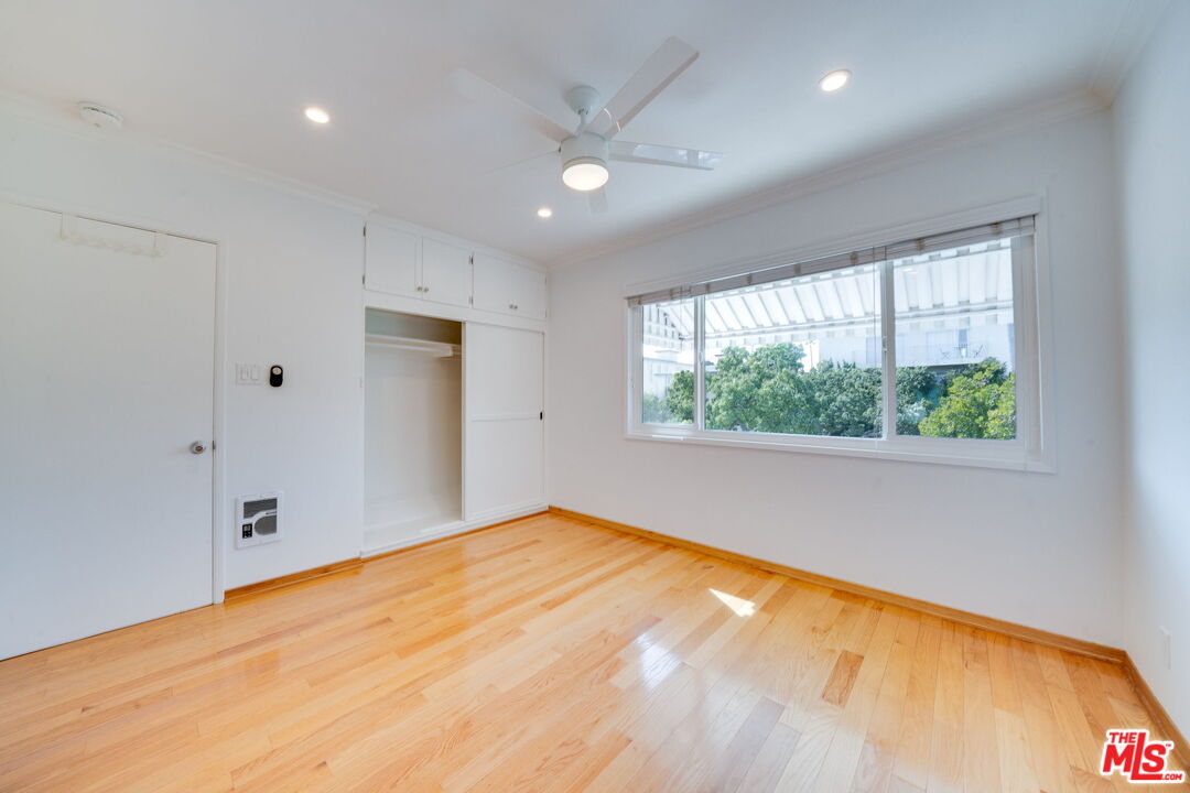 1037 Euclid St Unit: E