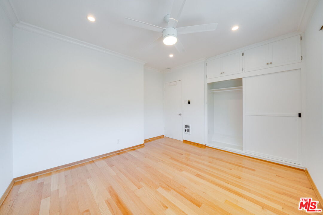 1037 Euclid St Unit: E