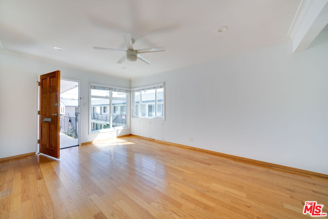 1037 Euclid St Unit: E