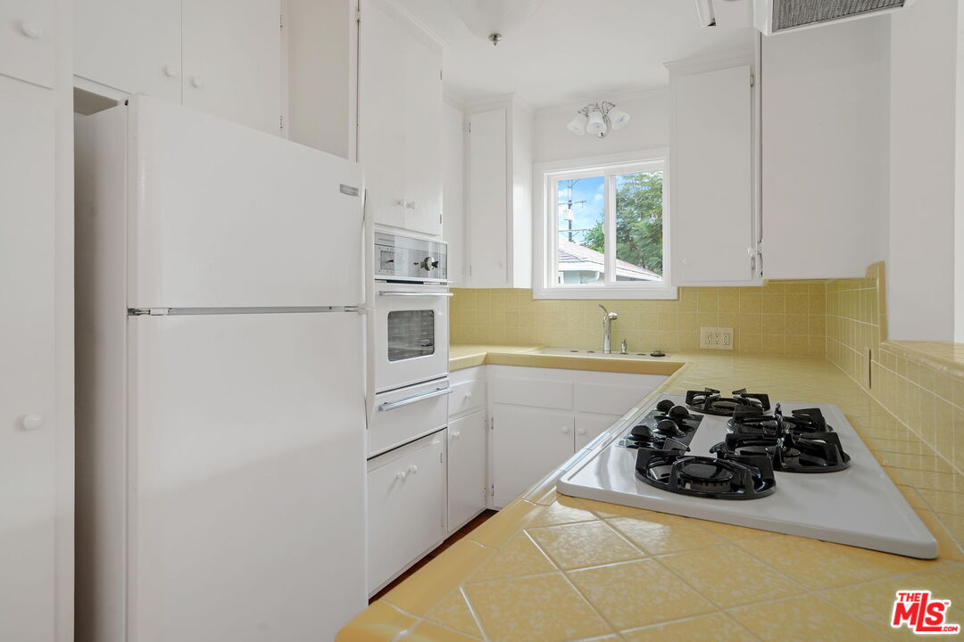 913 20th St Unit: 6