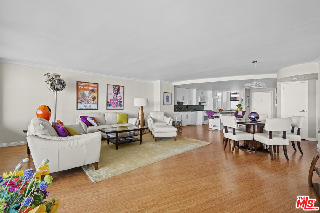 4316 Marina City DR Unit: 931
