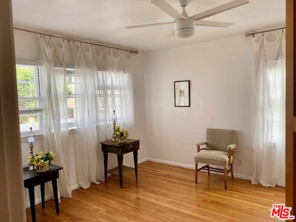 902 California Ave Unit: D