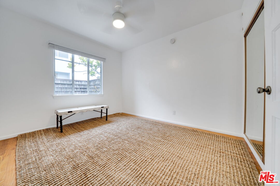 1941 Euclid St Unit: 2