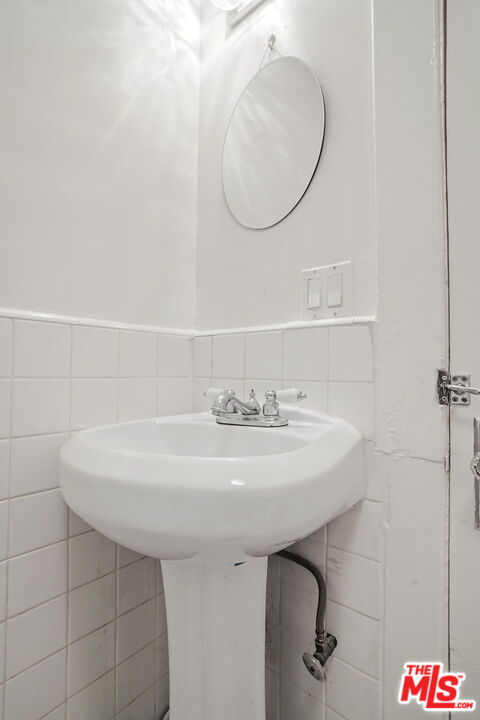 402 N Venice Blvd Unit: A