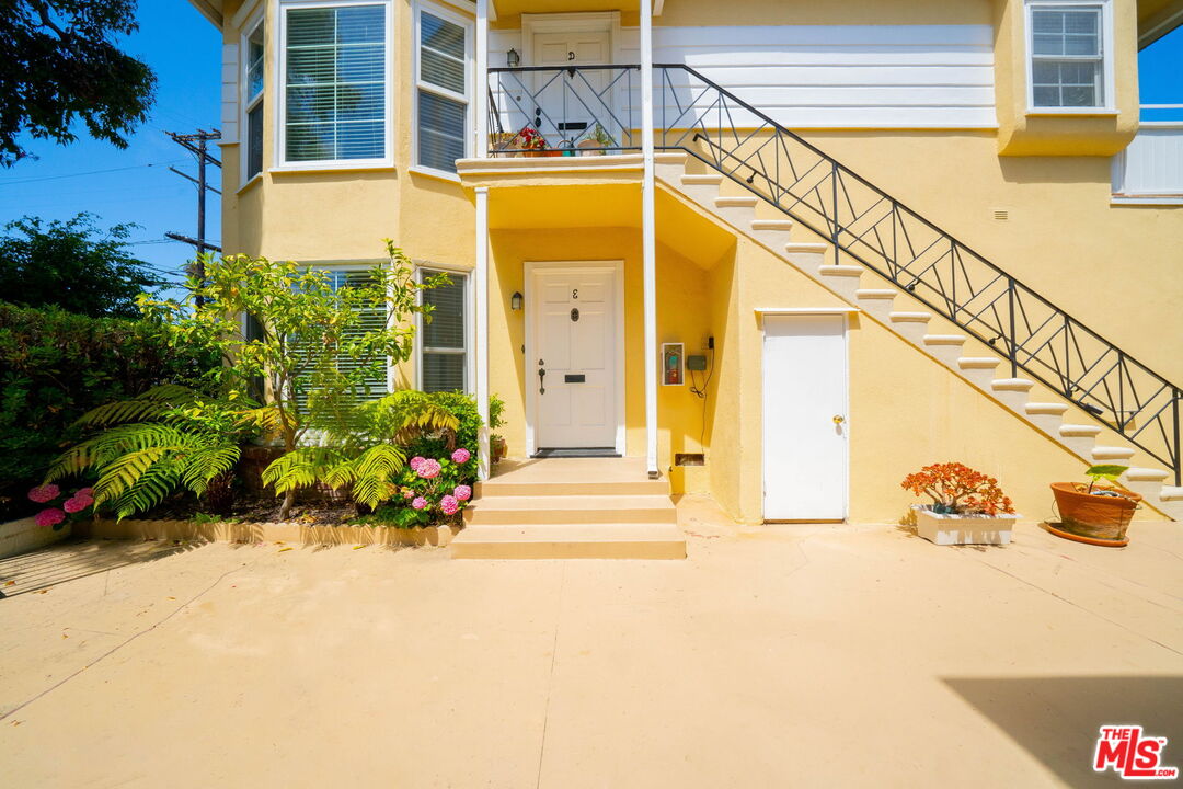 601 9th St Unit: E