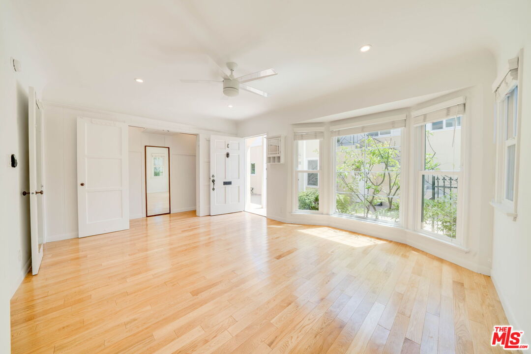 601 9th St Unit: E
