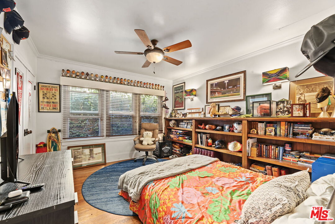 6275 Drexel Ave