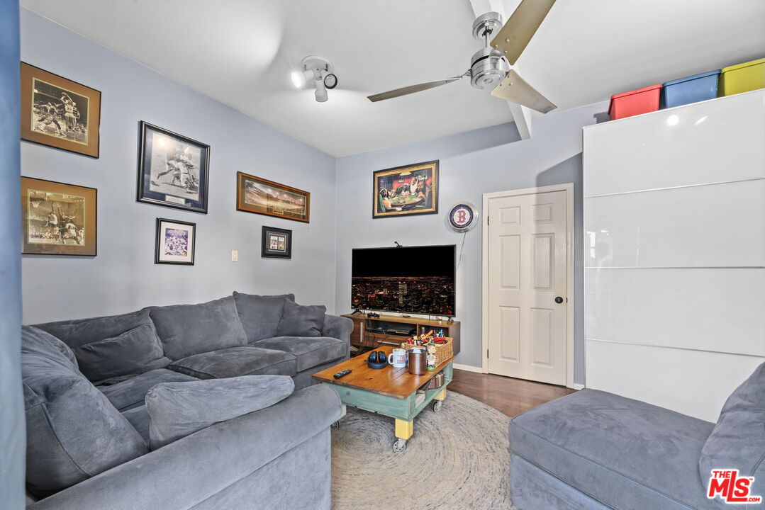 6275 Drexel Ave