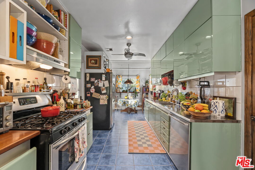 6275 Drexel Ave