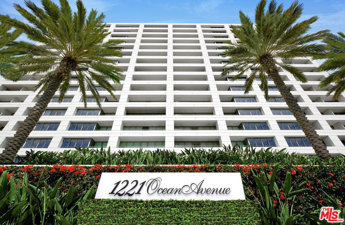 1221 W OCEAN AVE Unit: 707