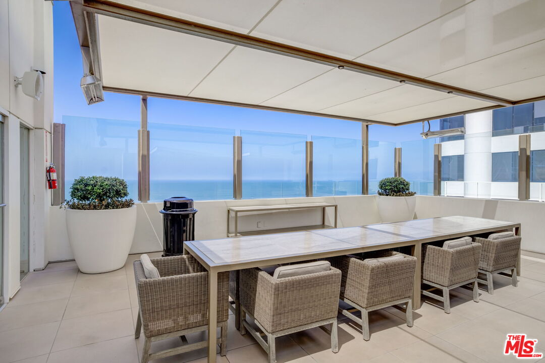1221 W OCEAN AVE Unit: 707