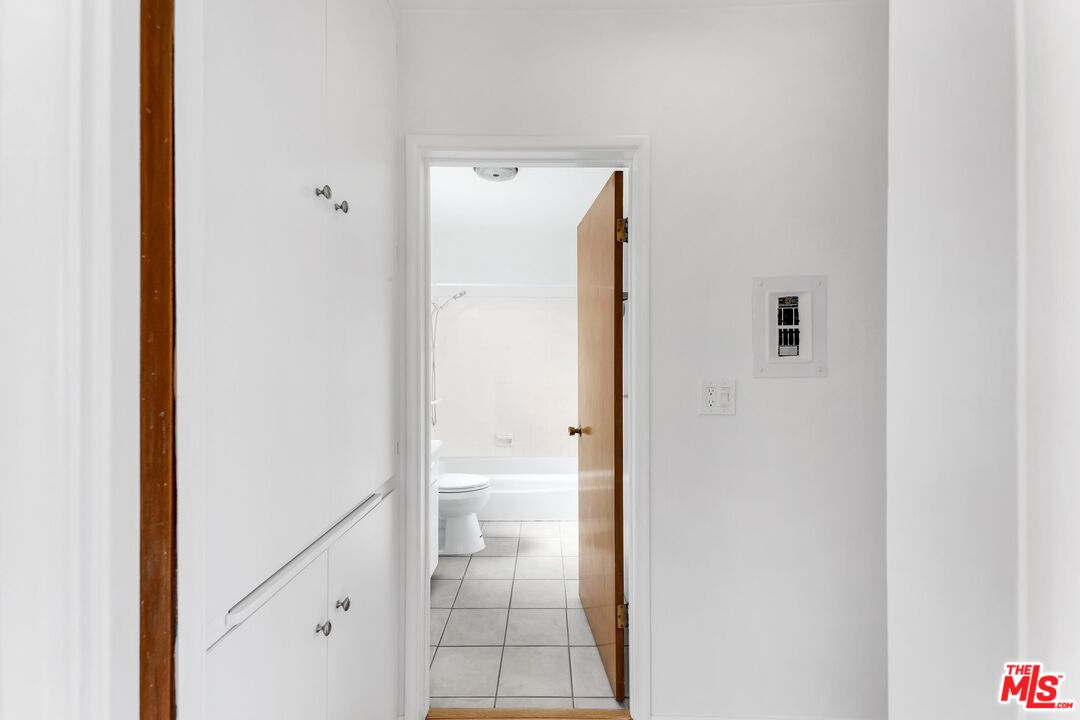 1128 Euclid St Unit: D