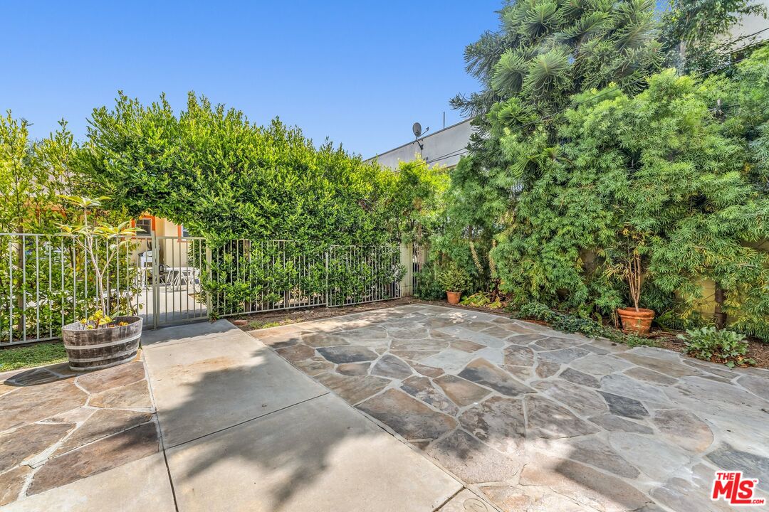 1134 Euclid St Unit: A