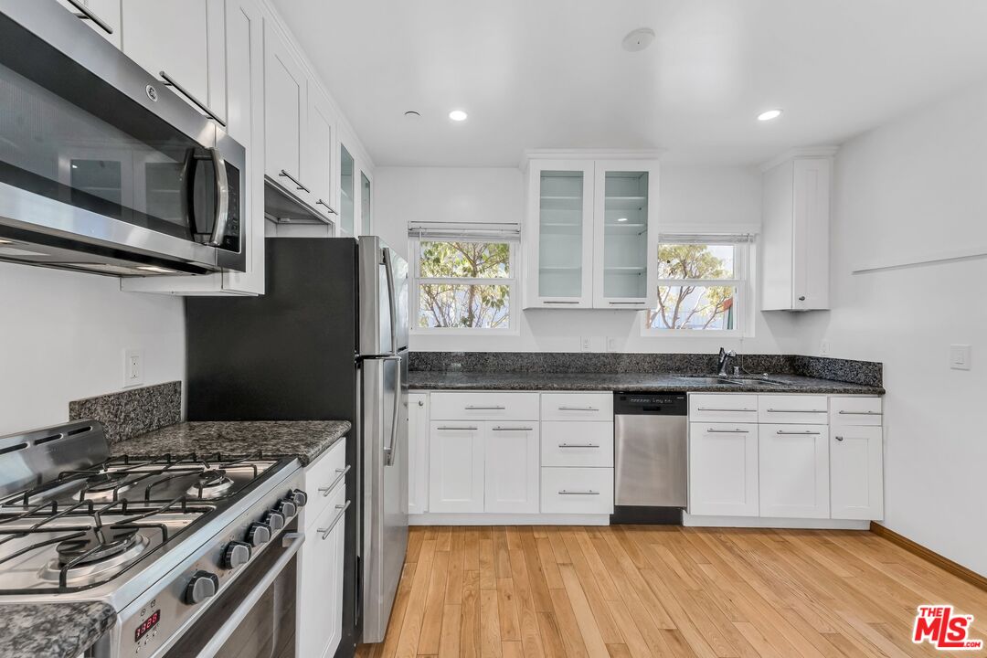 1134 Euclid St Unit: A