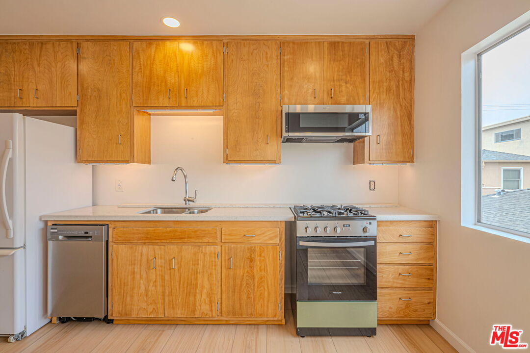 1128 Euclid St Unit: E