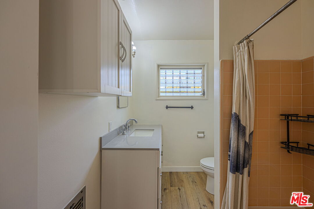 1247 22nd St Unit: 1