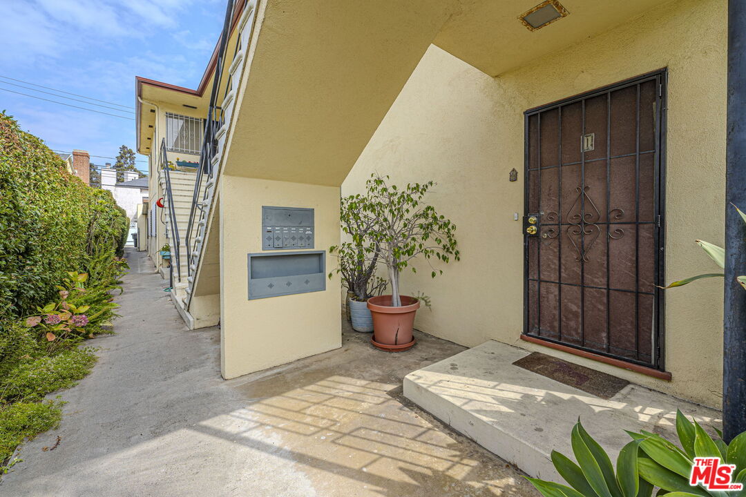 1247 22nd St Unit: 1