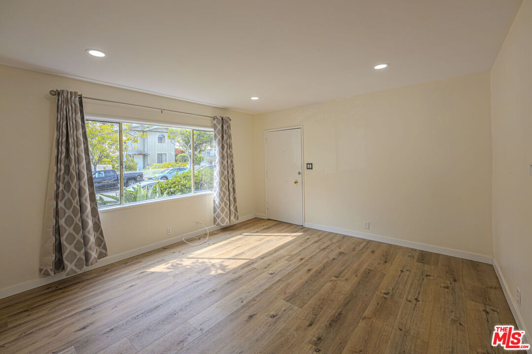 1247 22nd St Unit: 1