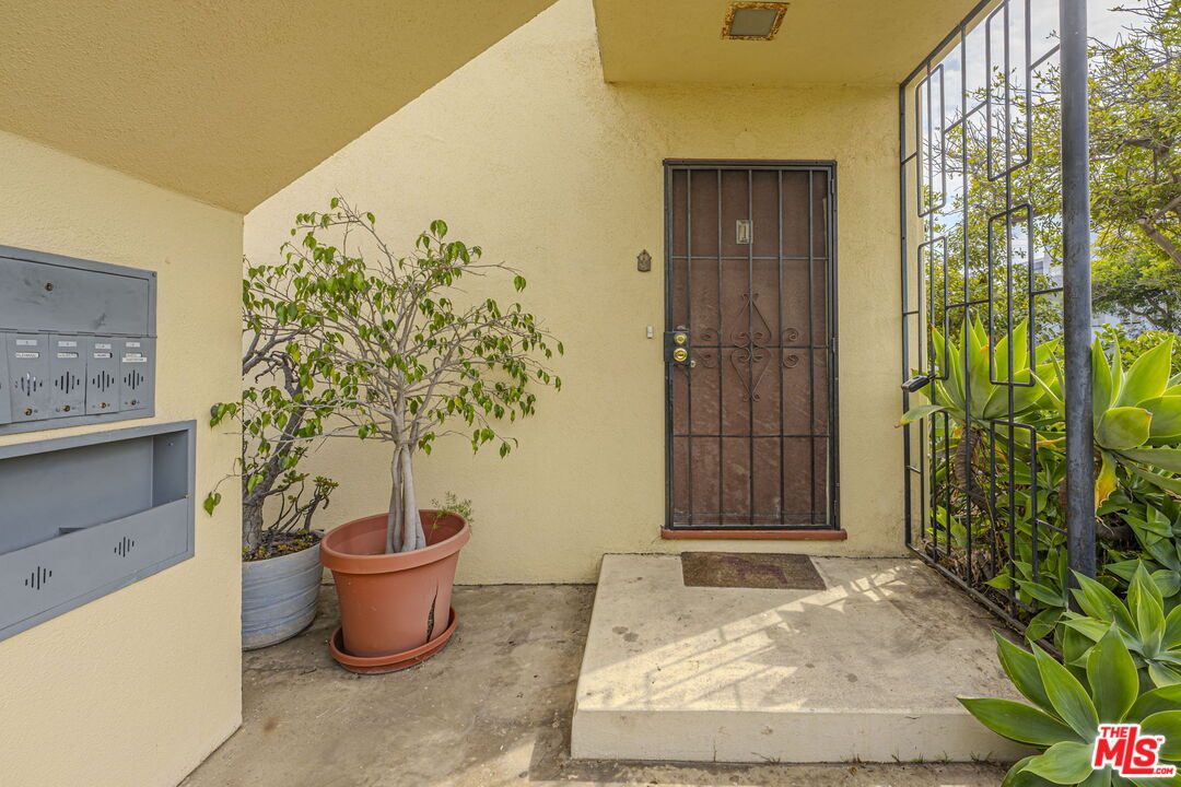 1247 22nd St Unit: 1