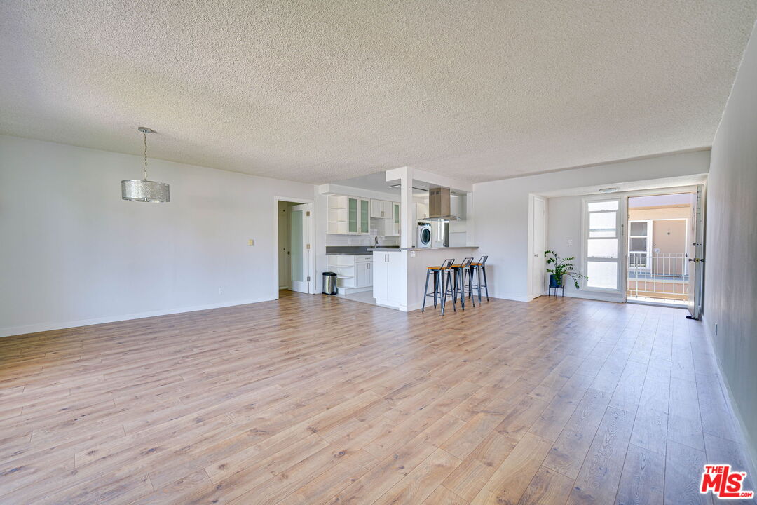 2101 California Ave Unit: 9