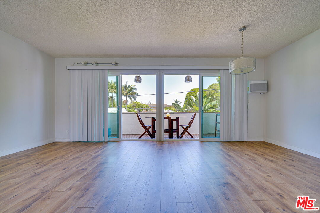 2101 California Ave Unit: 9