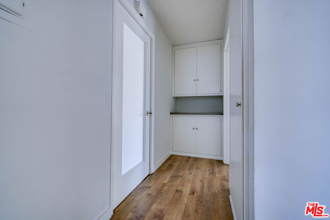 2101 California Ave Unit: 9