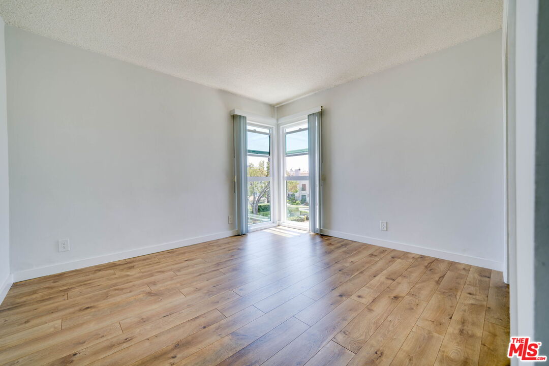 2101 California Ave Unit: 9