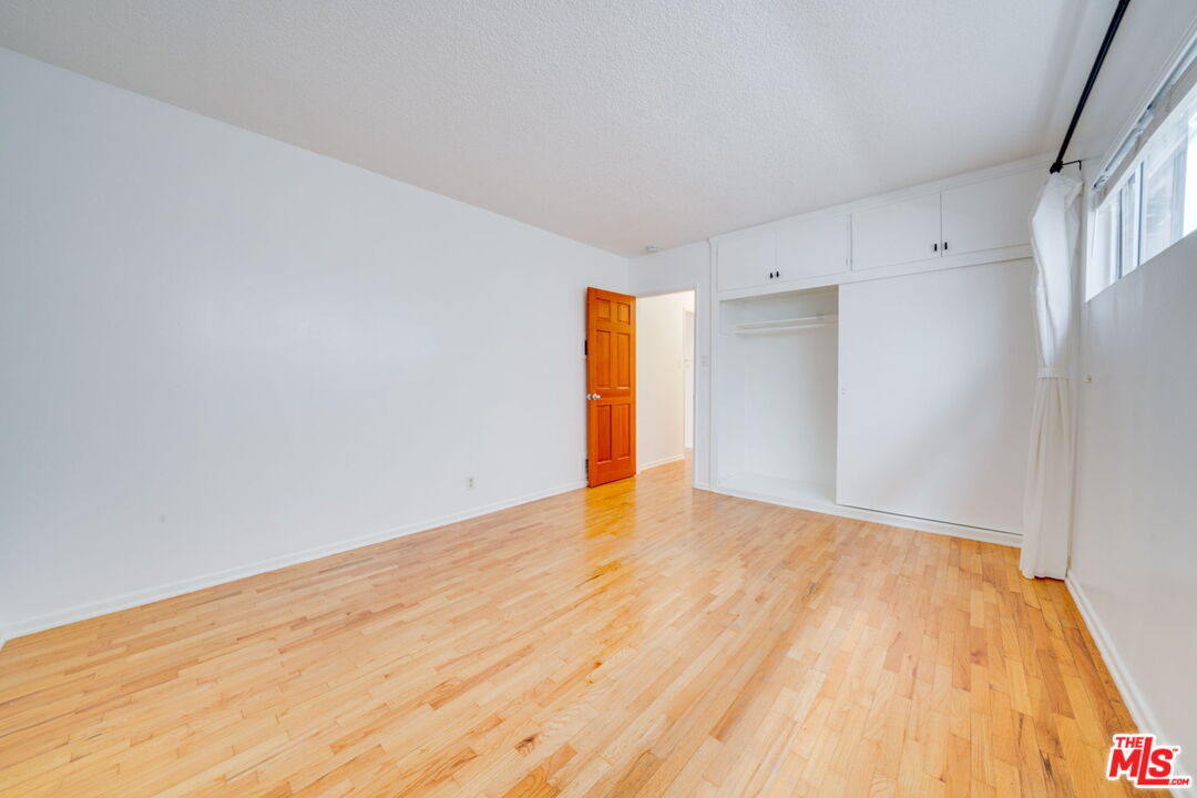 1022 21st St Unit: B
