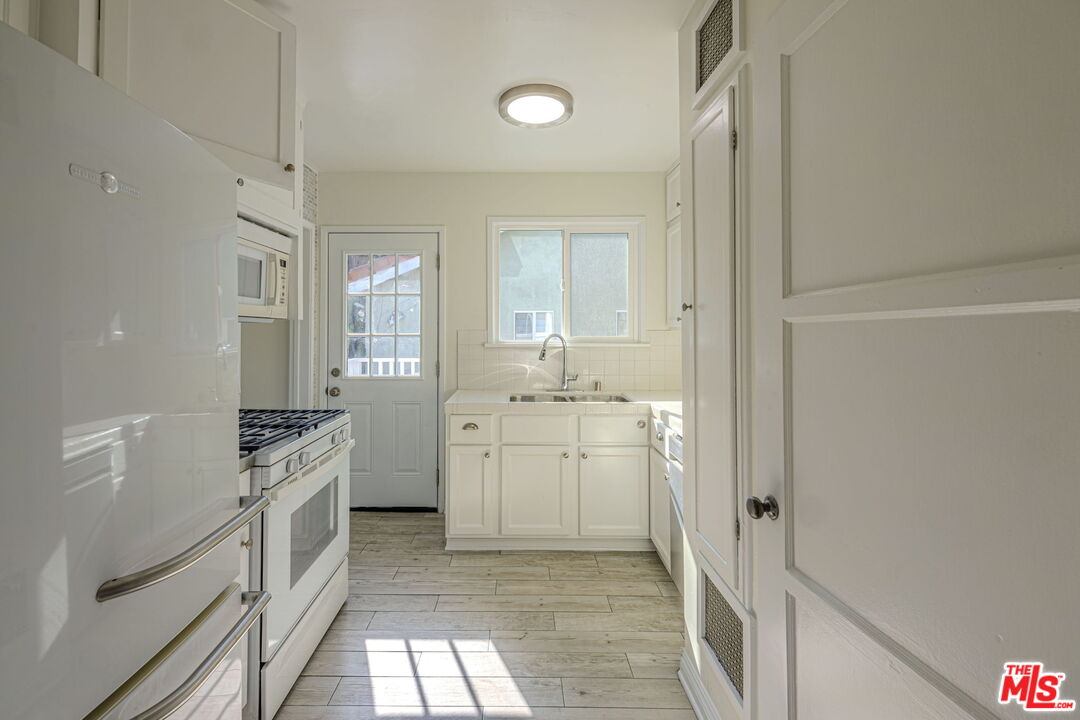 1760 18th St Unit: Apt C