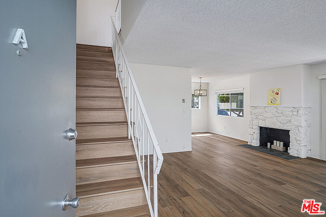 1208 California Ave Unit: A