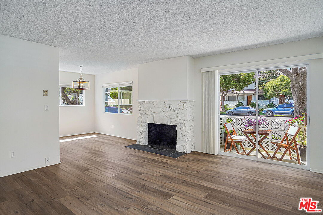 1208 California Ave Unit: A