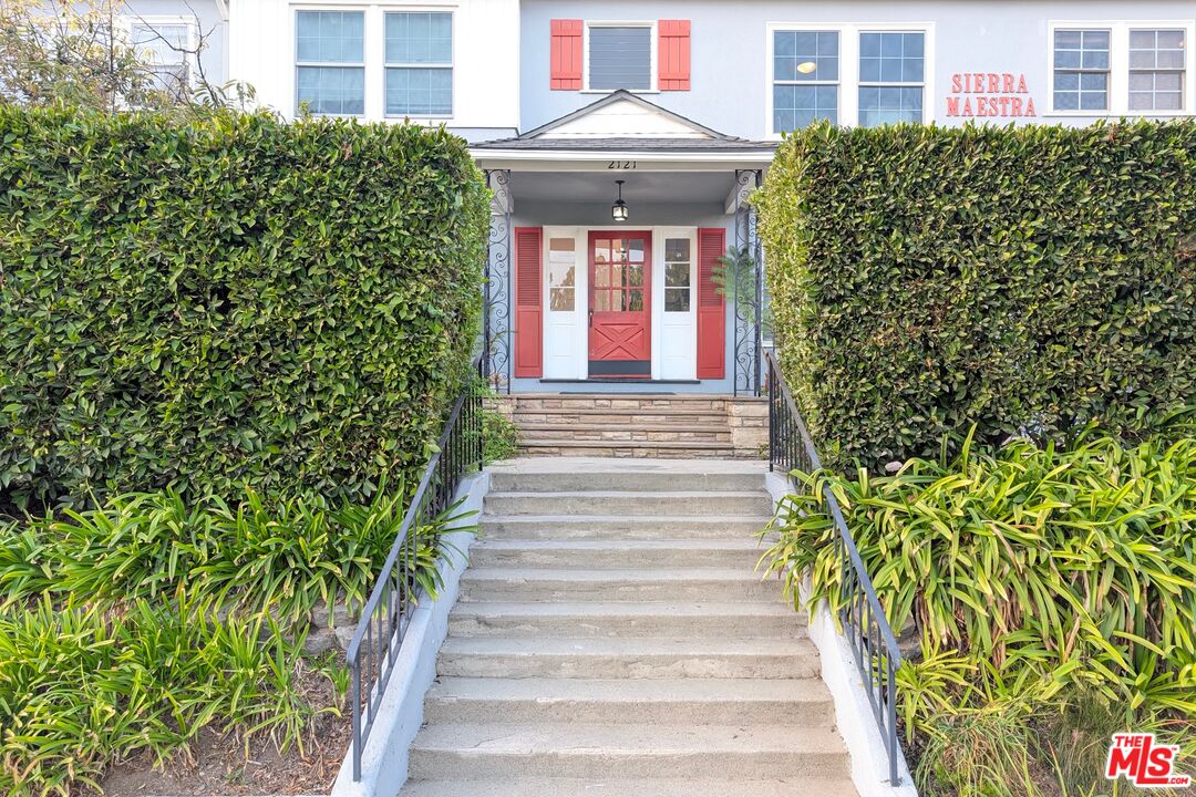 2121 Montana Ave Unit: 2