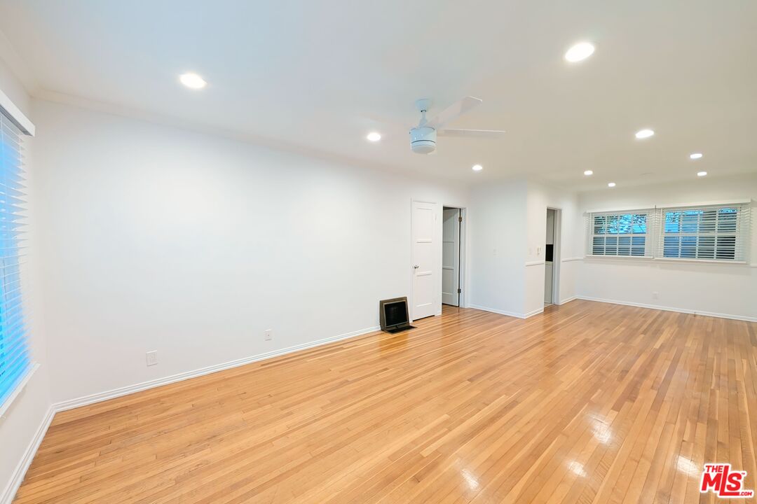 2121 Montana Ave Unit: 2