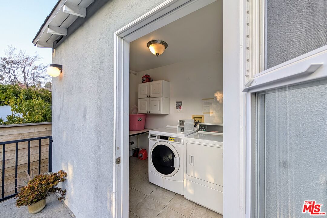 2121 Montana Ave Unit: 2